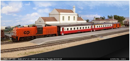 Locomotive diesel CP 1303 + Fourgon Df 510 CP + B600 CP : 1°/2° Cl et 2°Cl • Locomotiva diesel CP 1303 + B600 CP : 1°/2° Cl - 2°Cl + Furgão Df 510 CP 